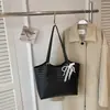 Bolsas de Mujer Transfronterizas, Bolsos de Alta Gama Súper Populares, Nuevo Bolso Tote de Hombro y Axila de Moda Exquisita de Primavera y Verano 2026