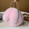 Bolso de conejo de peluche para mujer bandolera otoño e invierno Nuevo bolso peludo portátil con cadena lindo bolso bandolera con clip de orejas de conejo