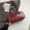 Bolso de mano retro para mujer 2026 nuevo de alta gama para el hombro gran capacidad tipo tote para el día a día bolso de hombro casual moderno