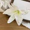 Presilha de Cabelo com Flor de Tecido e Pérolas, com Acabamento de Luxo, Exquisita e Super Delicada, Temperamento Elegante e Doce, Design de Bico de Pato, Acessório de Cabelo de Nicho