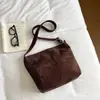 Nova bolsa de ombro de grande capacidade transfronteiriça 2026, bolsa tote feminina fosca, bolsa de axila, bolsa transversal estilosa