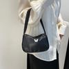 Bolso de mano informal y sencillo, estilo mariposa, a la moda, diseño de nicho, para llevar debajo del brazo, 2025