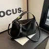 Bolso vintage esmerilado para mujer, bolso bandolera popular de invierno 2024, bolso de hombro tipo tote.