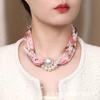 2026 Nuevo Cierre Magnético Cadena de Perlas Bufanda de Seda Conjunto para Mujer Elegante y con Estilo Protección Decorativa para el Cuello Cinta Decorativa para Mamás