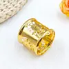 Venta Caliente Transfronteriza Nuevo Estilo Retro Cilíndrico Cerrado Patrón Hueco Anillo para Servilletas Fabricante de Anillos para Servilletas Venta al por Mayor