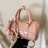 Bolso Bowling de Mano de Moda para Mujer 2025 Otoño Nuevo Simple Nicho Trendy Commuter PU Hombro Cruzado