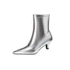 Novas Botas Femininas Europeias e Americanas Botas de Cano Curto Salto Médio Botas Douradas Prateadas Botas de Cavaleiro 40-48 Tamanho Grande Botas de Exportação