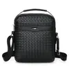 Nova Mochila Transversal Masculina de Couro Sintético 2022, Pasta de Negócios Simples, Grande Capacidade, Tecida, Casual, Esportiva