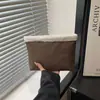 2026 Nuevo Otoño e Invierno Estilo Ugg Estilo Coreano Simple Felpa Moda Bolso de Mano para Mujer Elegante Gamuza Bolso para Mujer