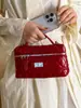 Bolso de mano de cadena de alta gama con patrón de diamante para mujer, nuevo y elegante bolso cuadrado pequeño para el día a día 2026, bolso de hombro y cruzado único y versátil