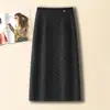 Elegante falda de sarga de lana para mujer, nueva colección otoño/invierno 2026, de cintura alta, estiliza la figura, elegante, falda de línea A de longitud media