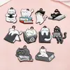 Venta caliente transfronteriza dibujos animados lindo gato de lectura gota de aceite aleación colgante diy accesorios de joyería material al por mayor