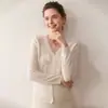 Cardigan Feminino de Tricô Cashmere Cor Sólida Renda Retro Francês Solto Emagrecedor Moda Versátil Top Suéter Peça de Exterior