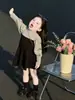 Vestido para Menina 2026 Outono Novo Estilo Infantil Patchwork Preto e Cinza Falso Duas Peças Manga Longa Saia Bebê Estiloso Vestido de Princesa