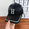 Gorra de Béisbol con Borde de Pedrería Letra H para Mujer, Nuevo Estilo de Lujo, Gorra Brillante de Diamantes, Versátil, Adelgazante del Rostro, Sombrero de Sol, de Moda