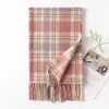 Bufanda gruesa de cuadros para otoño e invierno para niñas, calentador de cuello de invierno para parejas y estudiantes, elegante y cálido para ir al trabajo, chal con flecos estilo coreano