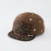 Gorro de bebé coreano, nueva gorra de béisbol con estampado de leopardo vintage de otoño, estilo Maillard con estrella de cinco puntas, visera suave y diseño plegable