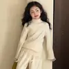 Conjunto de Ropa de Año Nuevo para Niñas Peces Rojos Pequeños 2026 Invierno Nuevo Estilo Chino Nuevo para Niños Conjunto de Dos Piezas de Abrigo de Lana