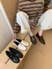 Mocasines de Estilo Británico de Nicho con Pliegues sin Cordones para Mujer Planos Redondos Versátiles para Viajes Cotidianos Zapatos Individuales Simples Zapatos Pequeños de Cuero