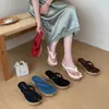 Novidade Verão 2026 Sandálias Quadradas, Arredondadas e com Abertura para Dedos para Mulheres, Chinelos de Salto Alto Grossos Estilo Europeu e Americano