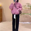 Chaqueta de Algodón Estilo Europeo con Cuello Alto Simple para Mujer, Nueva Chaqueta Acolchada de Invierno 2026 con Cordón, Resistente al Viento, Versátil, Abrigo de Moda de Corte Amplio