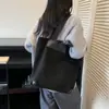 Bolso Casual de Gran Capacidad Transfronterizo para Mujer 2025 Nuevo Bolso de Mano Sencillo Personalizado de Ante Bolso Cruzado de Nicho