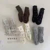 Meias Infantis para Primavera e Outono, Temporada de Volta às Aulas, Meias de Cano Médio com Bolinhas Estilo Coreano para Meninas, Absorventes de Suor e Respiráveis, Meias Resistentes à Sujeira para Estudantes