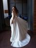 Nuevo Vestido de Noche Blanco Elegante Estilo Francés Vintage para Invierno 2026 con Escote en V Profundo y Espalda Descubierta para Anfitrionas