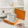 Bandeja de almacenamiento para carro tirado por caballos gris de H's Ouge Hueso de porcelana Caja de almacenamiento de escritorio para sala de estar Estudio Bandeja de almacenamiento Caja de almacenamiento Regalo