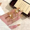Aretes de Crisantemo Perla Románticos Franceses, Lujo Accesible, Aretes Exagerados de Alta Gama y Elegantes, Diseño de Nicho y Aretes Únicos