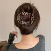 Pinza para el pelo de concha estilo coreano que no lastima la cabeza, elegante pinza de abulón para mujer, accesorio para el cabello versátil y de alta gama