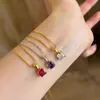 Moderna Cadena Minimalista Nueva de Cubo de Azúcar para Mujer con Diseño Único y Cadena Versátil para Clavícula