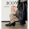 Botas de salto empilhado moda feminina 2026 Outono/Inverno novas botas curtas de salto grosso bico fino salto médio altura média da panturrilha com cadarço botas de moda