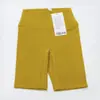 Roupas de Yoga Calças de Cinco Pontos Nylon Femininas Esportivas Cintura Alta Levanta Bumbum Sem Vergonha Shorts para Montaria Sem Apertar