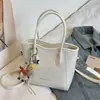 Bolso de Mano de Alta Gama para Mujer, Nueva Moda de Primavera 2026, Bolso Cubo Exquisito de Lujo Ligero de Nicho para Hombro Cruzado