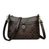 2026 Novo Modelo Bolsa Transversal de Ombro Feminina, Fashion e Versátil, Adequada para Mães de Meia-Idade e Idosas, Bolsa Feminina Versátil com Padrão Clássico