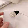 Pinza para el pelo de camelia de perlas estilo francés con flocado, clip lateral para flequillo de mujer, clip superior para la cabeza, accesorios para el cabello