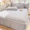 Esterilla Compuesta Jacquard Satín de Polietileno de Alto Peso con Hilo Plateado, Estilo Falda de Cama de Encaje Francés Bordado, Esterilla Suave Enfriadora