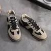 Atacado Transfronteiriço de Novos Tênis Brancos Versáteis Alemães para Treino, Sapatos Versáteis Retrô Masculinos Forrest Gump, Sapatos Casuais Modernos Respiráveis com Solado Macio