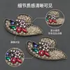 Novo broche de liga com incrustação de diamantes, elegante e de alta qualidade, moda estilo coreano, acessório de broche exclusivo para ternos e casacos