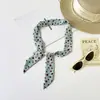 Bufanda de Lunares Pura y Elegante para Mujer, Accesorio Versátil con Bufanda de Seda, Collar de Perlas, Collar Largo, Bufanda de Muñeca