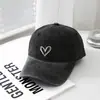 Gorra de Béisbol Suave con Forma de Corazón para Mujer, Gorra de Mezclilla Lavada Vintage para Primavera y Otoño con Ala Ancha que Hace que la Cara Parezca Más Pequeña, Estilo Popular