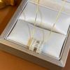 Conjunto de brincos quadrados com design de letra H, elegante, de nicho, com colar de diamantes quadrados e escada em forma de H, anel aberto moderno