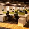 Escritorio de Oficina Moderno Minimalista y Juego de Sillas con Pantalla Divisoria para Empleados de Empresa, Escritorio para Computadora, Mobiliario de Oficina