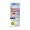 La máquina de muñecas para un jugador con modos personalizables es un dispositivo comercial para atraer clientes y generar ingresos en los centros comerciales.