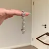 Nuevo brazalete de corona de encaje para mujer, temperamento, lujo ligero, nicho, sensación de alta gama, diseño de moda simple y versátil, dulce y encantador