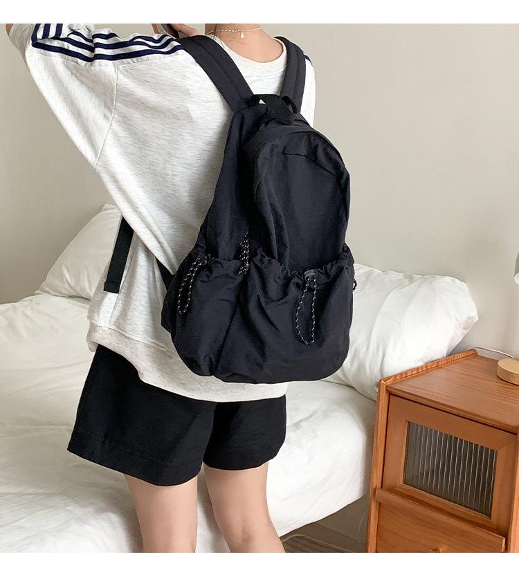 U1803_09.jpg