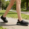Novos Crocs de Estilo Outdoor 2026 com Solado Grosso e Furos para Homens, Antiodor, Antiderrapante, Material EVA Super Macio, Meia-Sapatilha Fechada