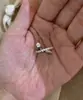 Anillo Abierto de Cruz Completa con Diamantes Nuevo para Mujer, Temperamento, Lujo Ligero, Sensación de Alta Gama, Joyería para Manos, Diseño de Nicho, Regalo de San Valentín para Novia
