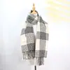 Bufanda de Cuadros Imitación Cachemir de Gama Alta Otoño e Invierno Shawl de Moda Versátil Japonés y Coreano Bufanda Cálida Engrosada Versátil